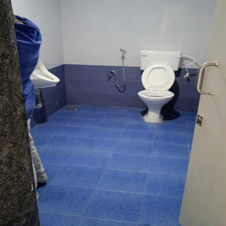 bathroom cleaning in calicut
